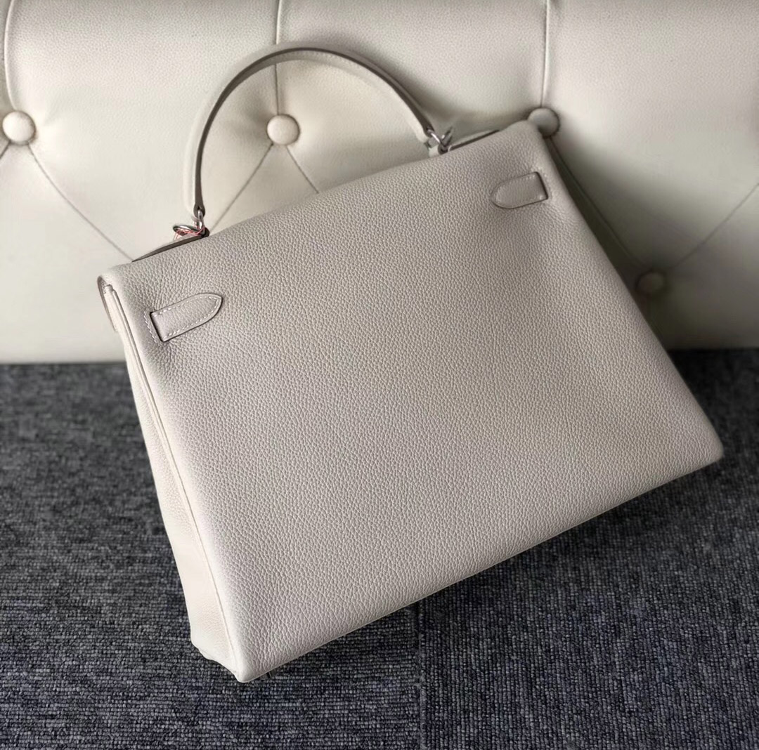 香港九龍城區 愛馬仕凱莉包32 多少錢 Hermes Kelly 32cm ck10奶昔白 Craie