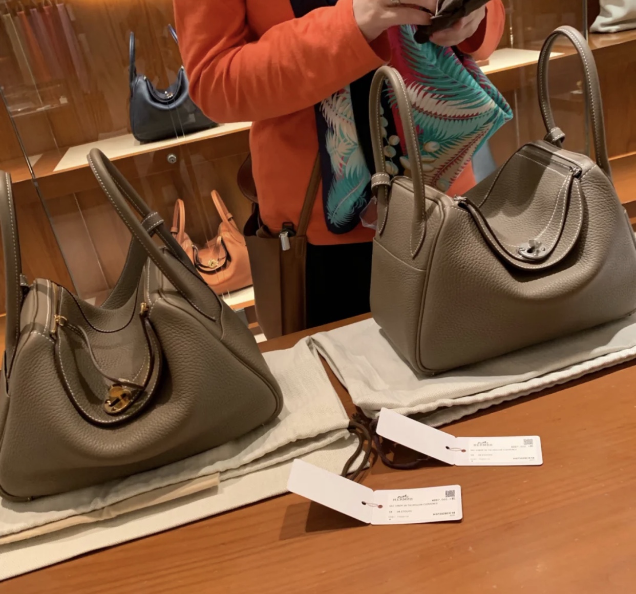 Hermes Lindy 26 Bag Gris Tourterelle ck81 Taurillon Clemence