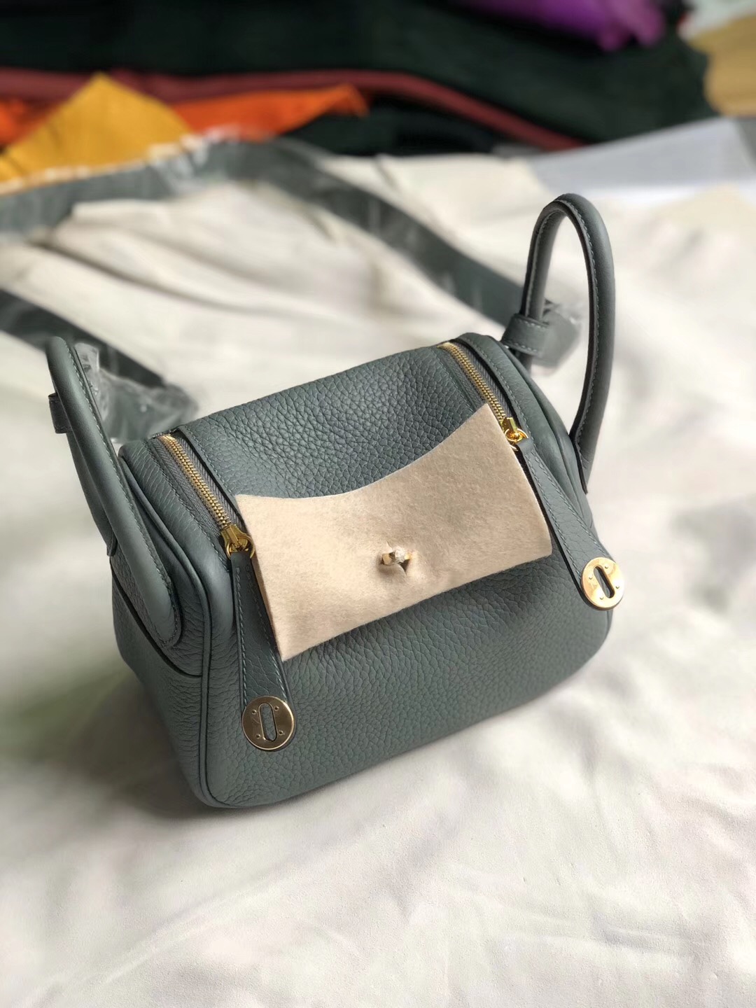 Hermes Mini Lindy Bag In Vert Amande Clemence Leather 