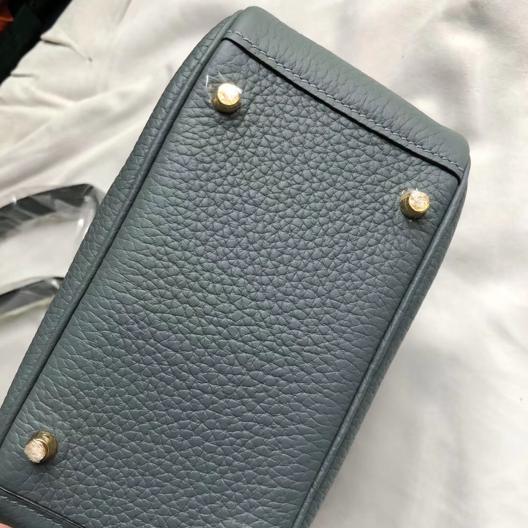 Hermes Mini Lindy Handbag 19cm cc63 vert amande 杏綠色 Clemence