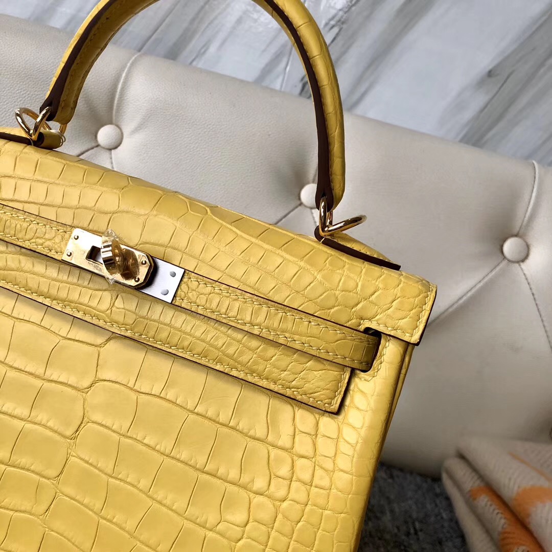 香港九龍城區愛馬仕凱莉包 Hermes Kelly 25cm 美洲鱷 M9金盞花黃