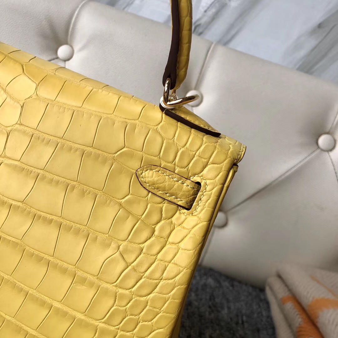 香港九龍城區愛馬仕凱莉包 Hermes Kelly 25cm 美洲鱷 M9金盞花黃