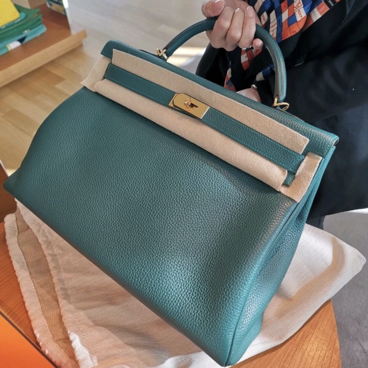 愛馬仕凱莉包40CM價格多少錢 Singapore Hermes Kelly 40cm Togo皮