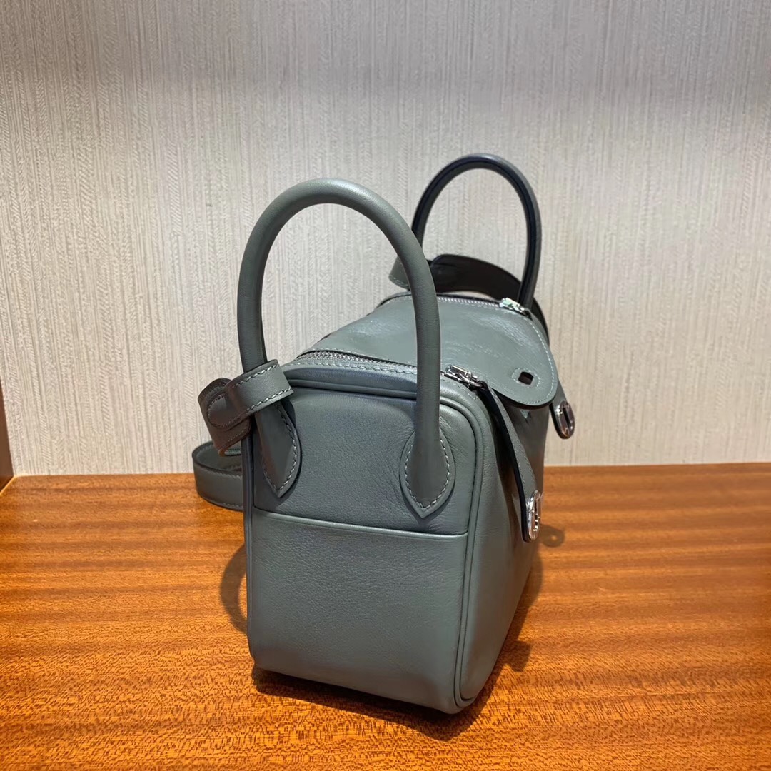 臺灣臺北市愛馬仕林迪包 Hermes mini lindy swift cc63 vert amande 杏綠色