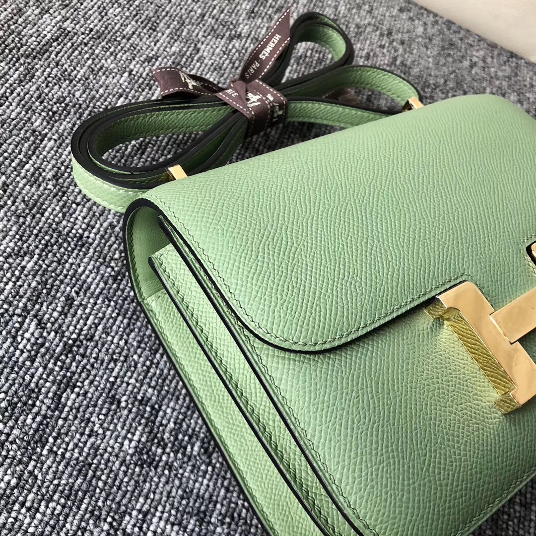 香港灣仔區 Hermes Constance 19cm New 3I牛油果綠 Vert Criquet 蟋蟀綠