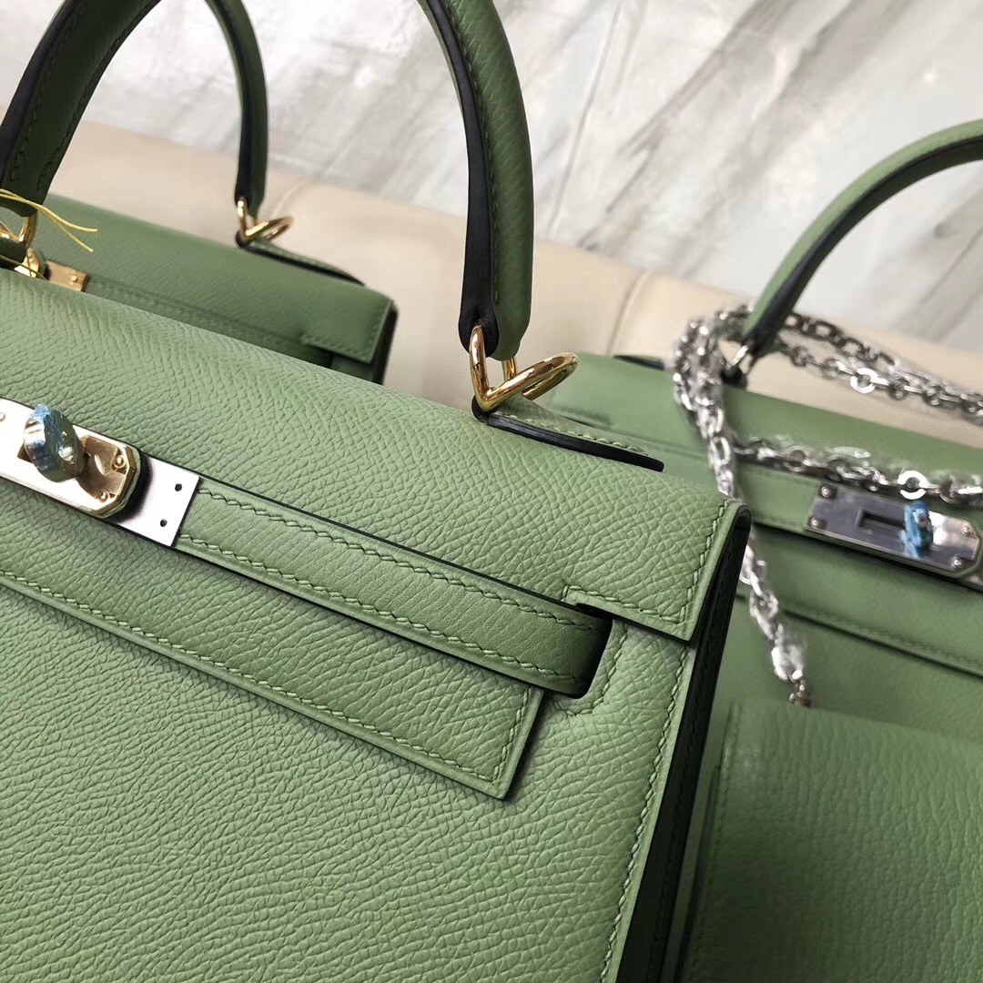 Hong Kong Hermes Kelly 25cm 3I牛油果綠 Vert Criquet 蟋蟀綠 金扣