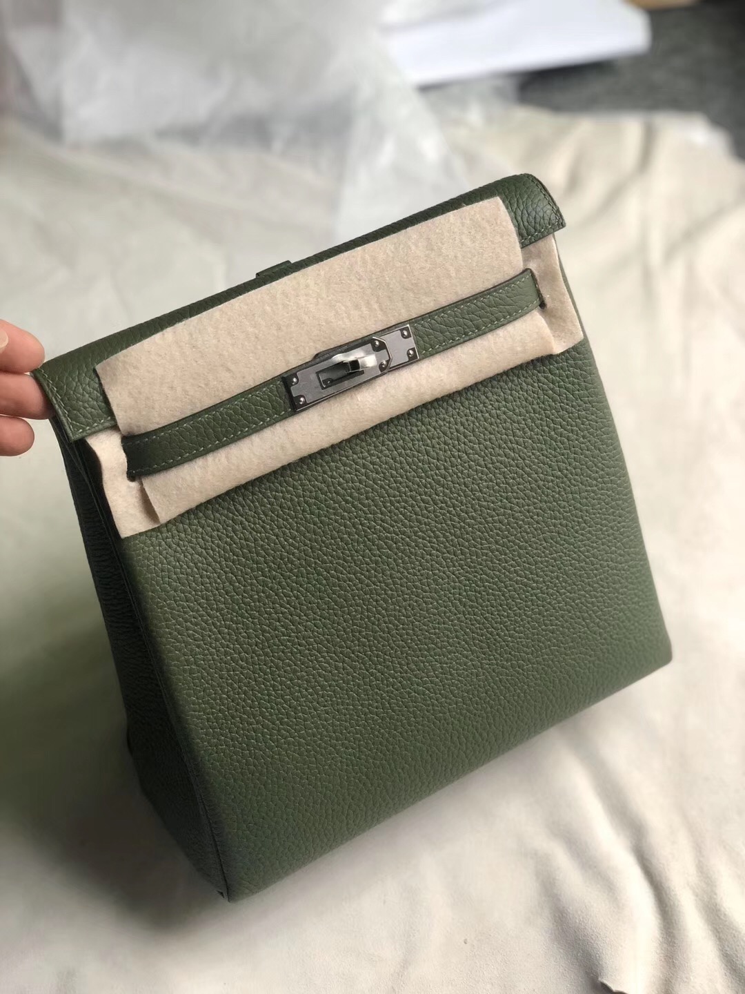 臺灣臺北市 愛馬仕凱莉雙肩包 Hermes Kelly Ado Backpack V6叢林綠 Cacncpee