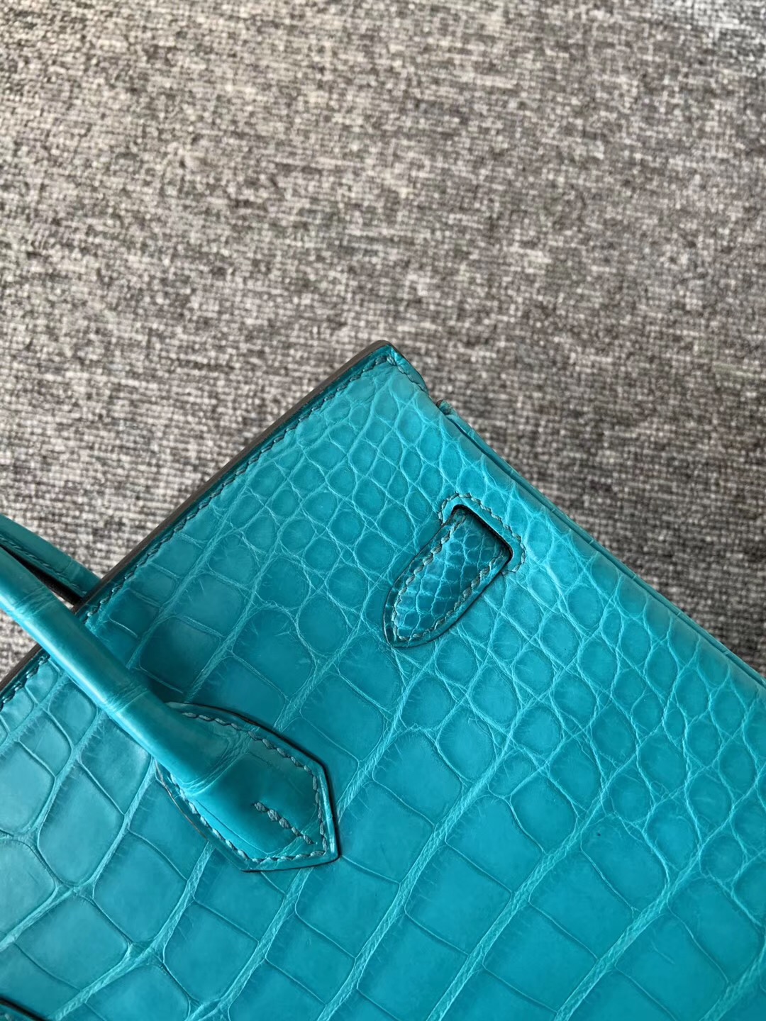 愛馬仕鉑金包定制多少錢 Hermes Birkin 25cm 7F Blue Paon 孔雀藍 霧面方塊 美洲鱷魚