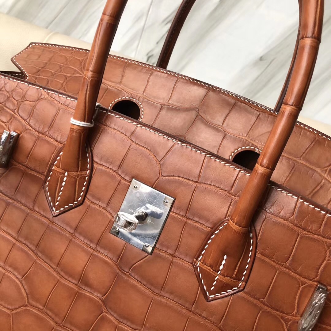 香港南區九龍半島愛馬仕鉑金包定 Hermes Birkin 35cm CC34 Fauve 金棕色 美洲鱷