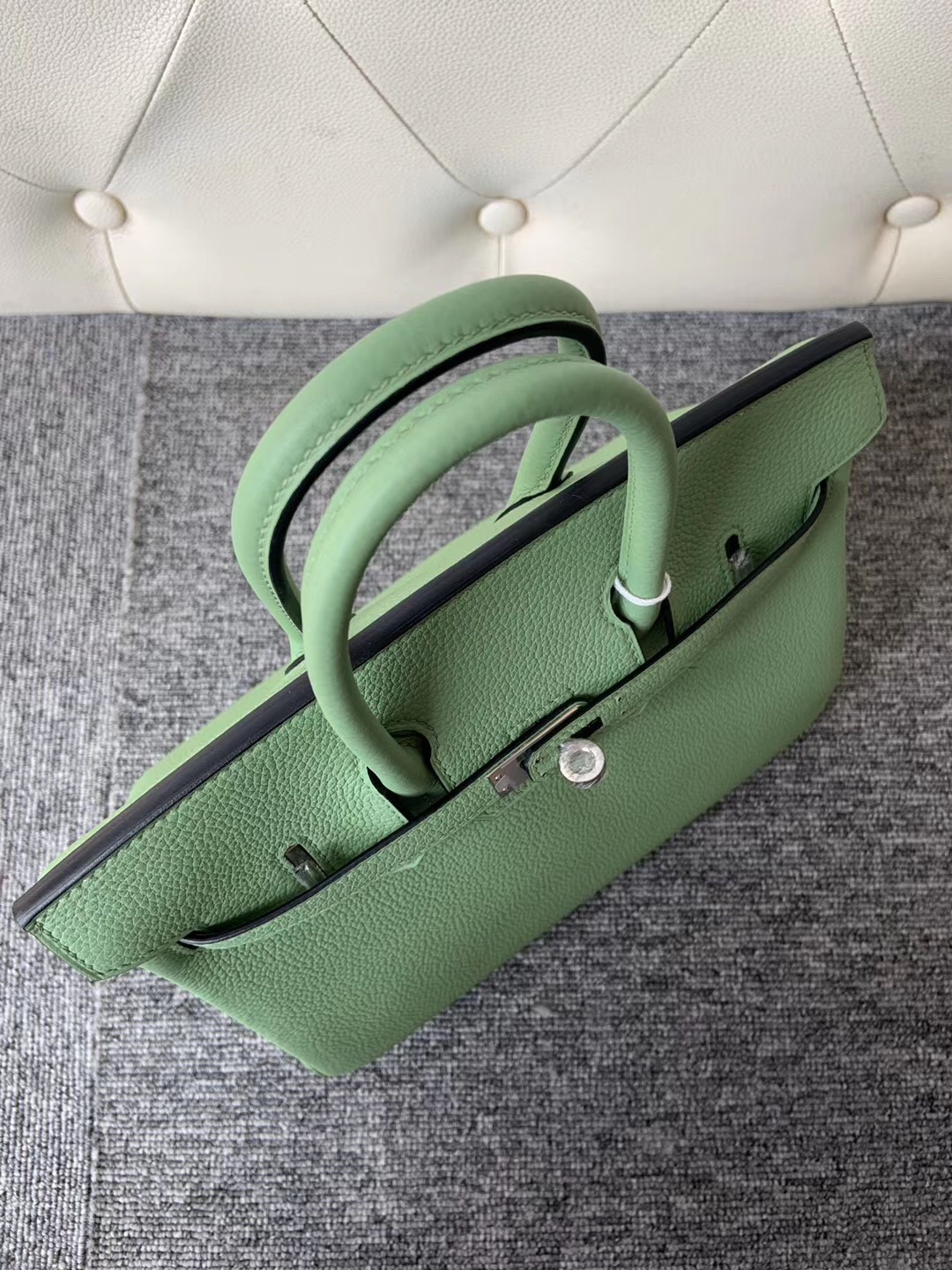 香港西貢區 Hermes Birkin 25cm togo 3I蟋蟀綠 Vert Criquet 牛油果綠