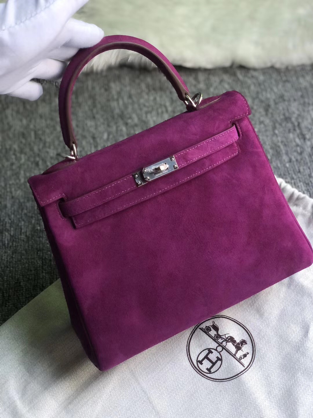 Hong Kong Hermes Kelly 25cm 麂皮 羊皮反絨 P9海葵紫 Anemone