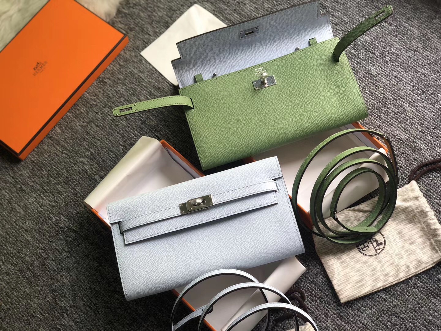 Hermes woc Portefeuille Kelly Classique To Go T0雾蓝色 blue brume