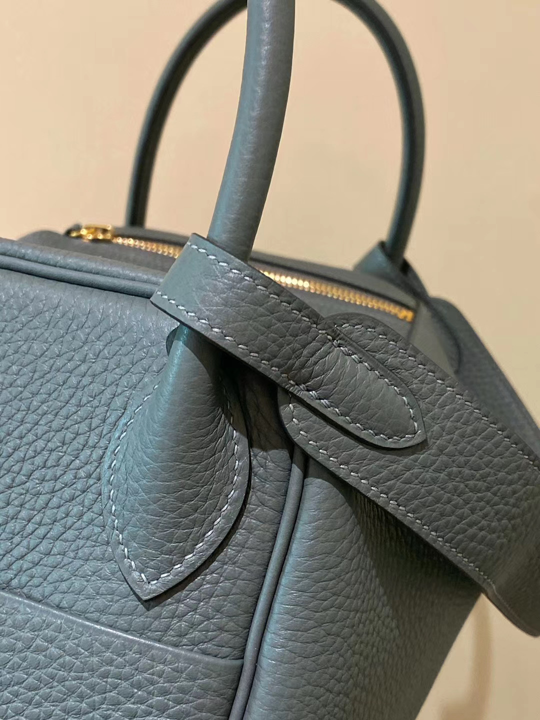 香港葵青 區愛馬仕 Hermes Lindy 26cm taurillon Clemence CC63 Vert amade