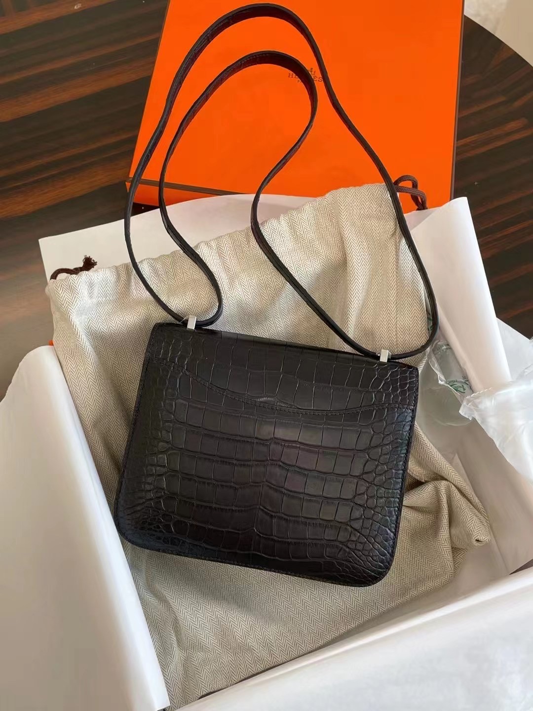 Hermes Constance 19cm 89 Noir 黑色 霧面美洲鱷魚配自然色蜥蜴扣