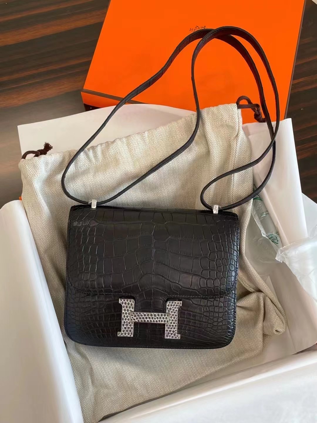 Hermes Constance 19cm 89 Noir 黑色 霧面美洲鱷魚配自然色蜥蜴扣