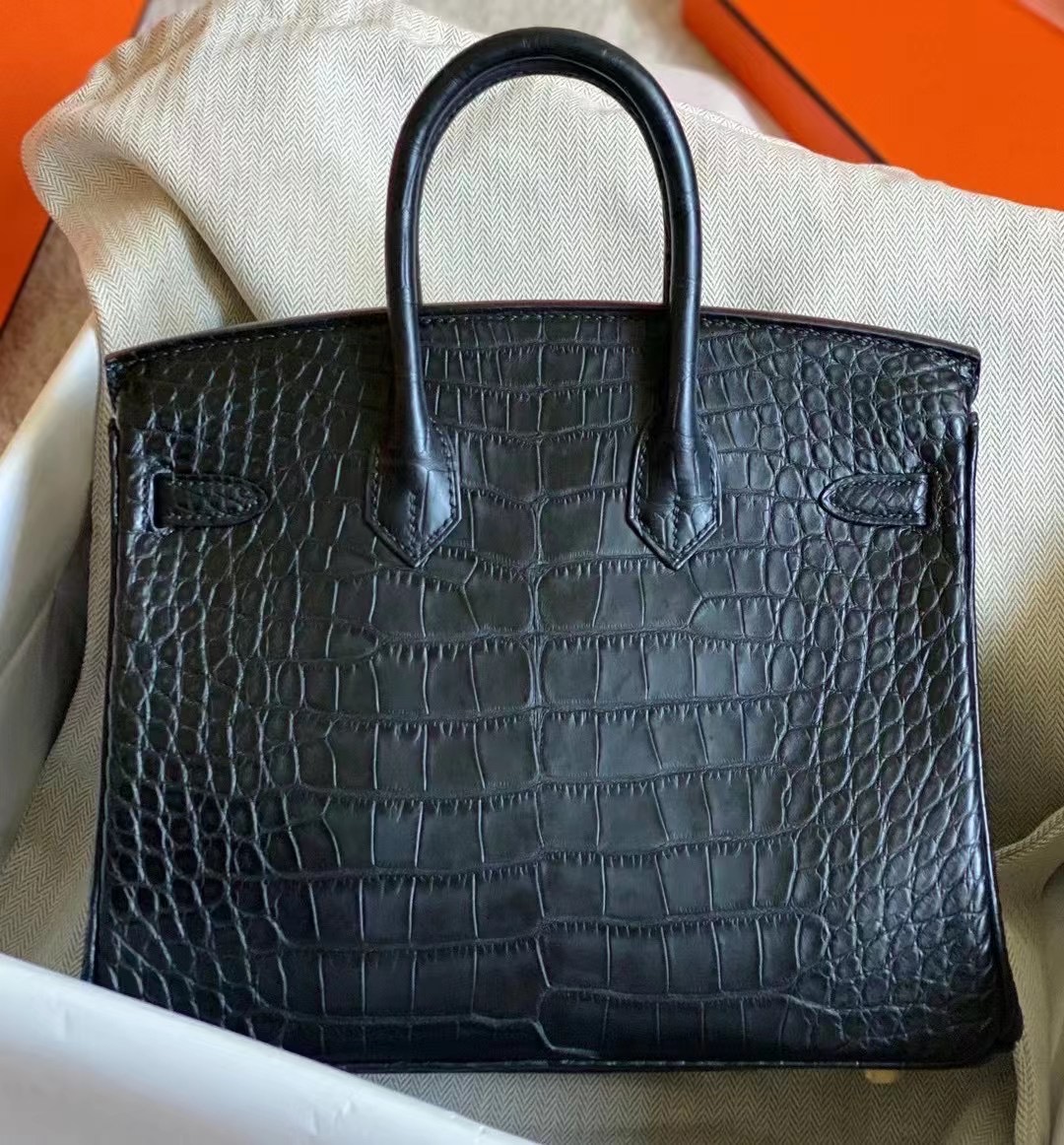 臺灣桃園市桃園區 愛馬仕鉑金包 Hermes Birkin 25 霧面美洲鱷魚 CK89 Noir 黑色磨砂金扣