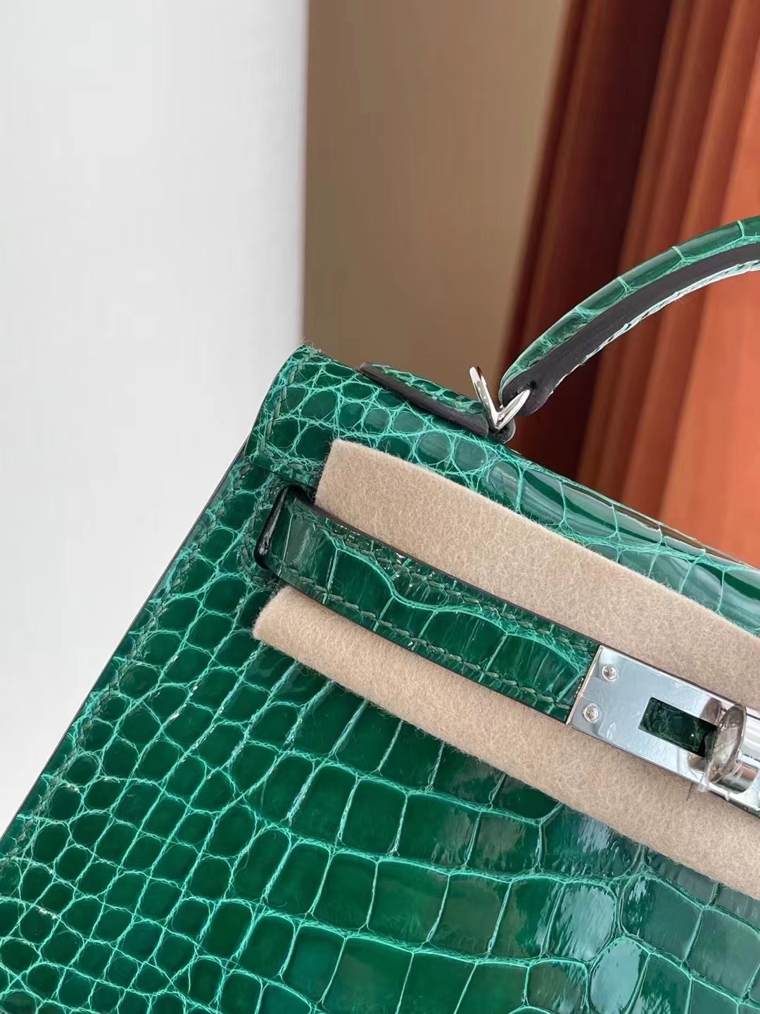 臺灣臺中市中區 愛馬仕迷你凱莉二代 Hermes Kelly Mini II 2代 銀扣 亮面美洲鱷魚