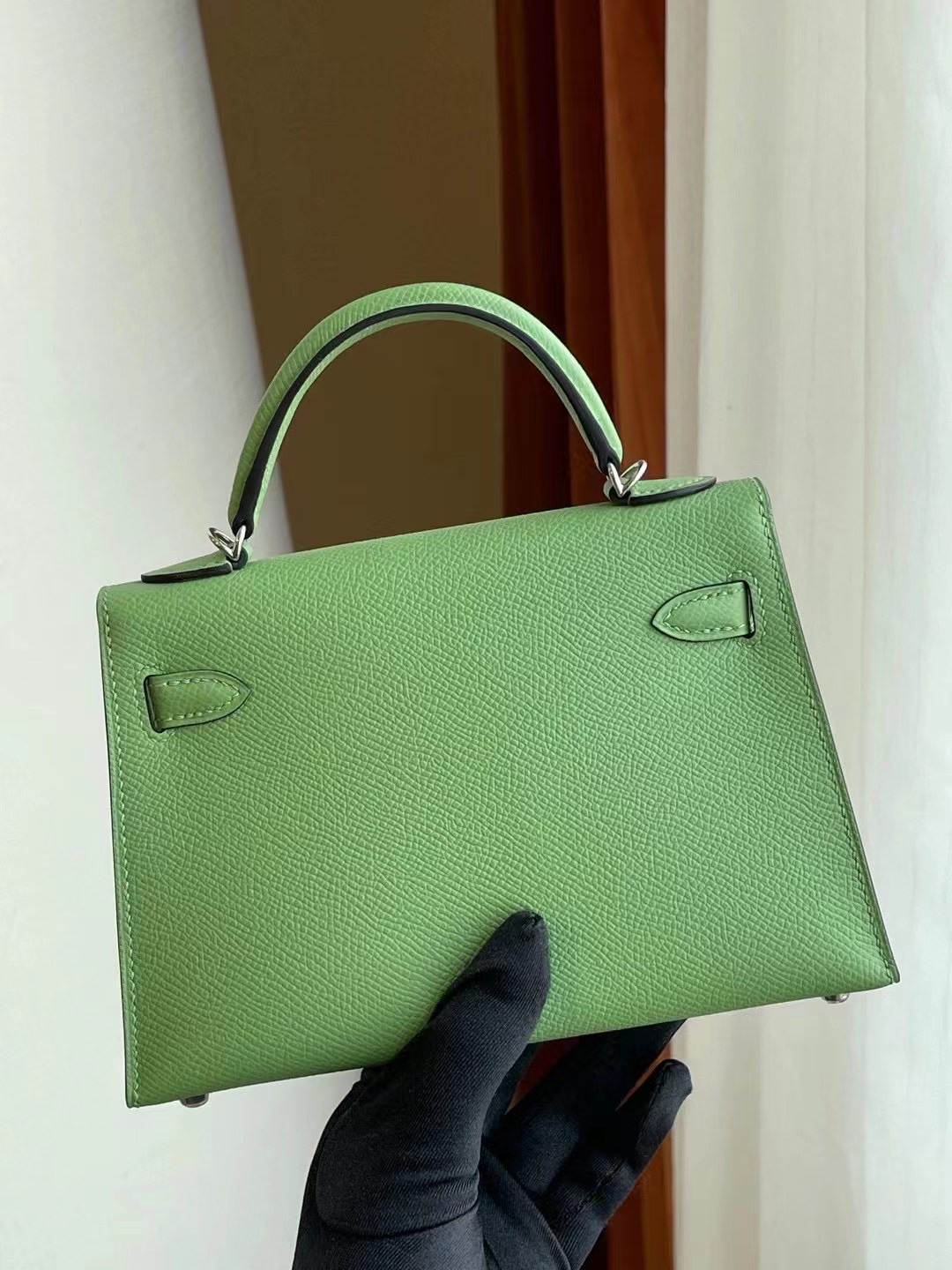 愛馬仕kelly迷你包價格 Hermes kelly mini II Epsom 3I Vert Criquet 牛油果綠 銀扣