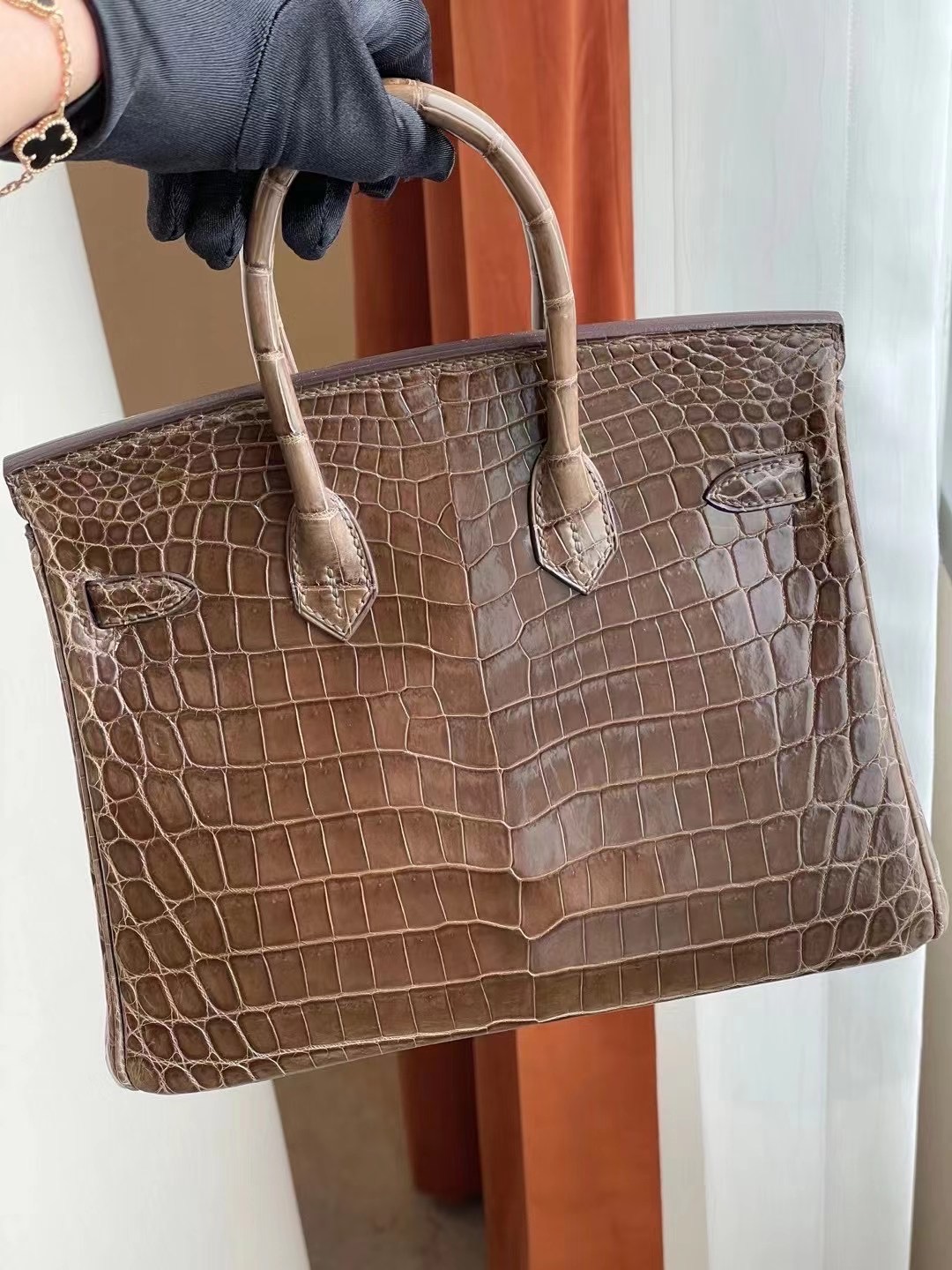 愛馬仕鉑金包25寸價格 Hermes Birkin 25cm 深灰色 金扣 亮面尼羅鱷魚