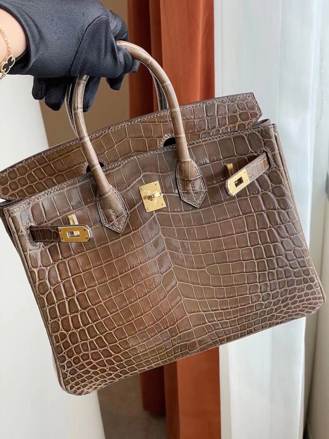 愛馬仕鉑金包25寸價格 Hermes Birkin 25cm 深灰色 金扣 亮面尼羅鱷魚