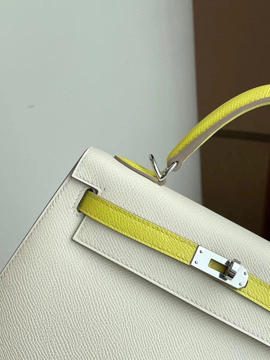 Hermes Kelly 25cm Hss Epsom CK10 Craie 奶昔白 拼 9R Lime 檸檬黃 銀扣