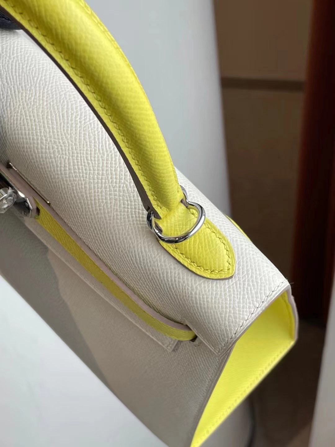 Hermes Kelly 25cm Hss Epsom CK10 Craie 奶昔白 拼 9R Lime 檸檬黃 銀扣