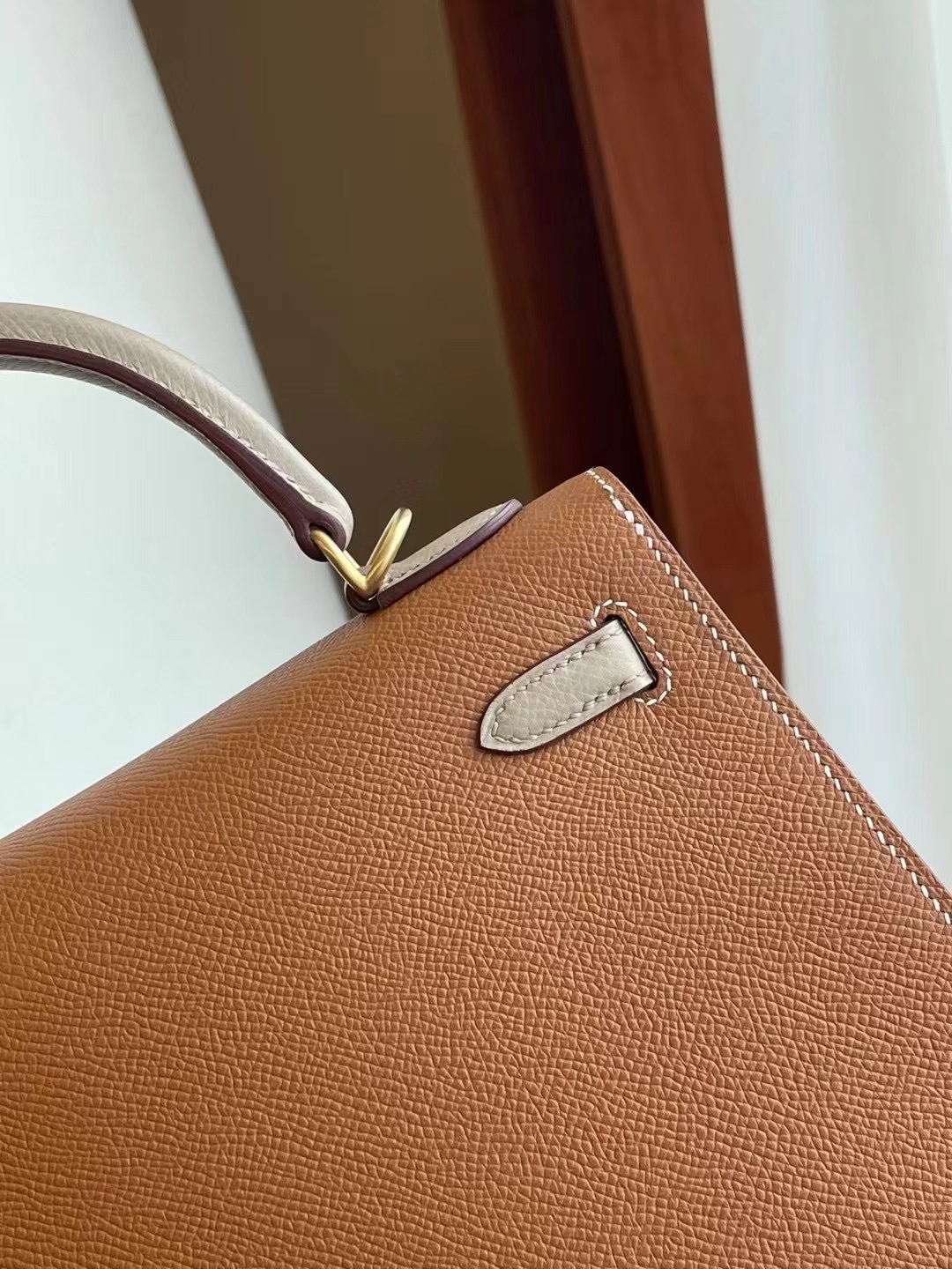 Hermes HSS Kelly 25 Epsom 37 Gold 金棕色 S2 Trench 風衣灰 拉絲金扣