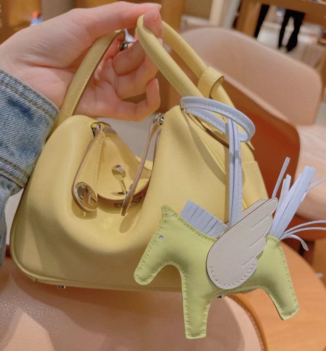 Hermes Mini Lindy Swift 1Z Jaune Poussin 小雞黃