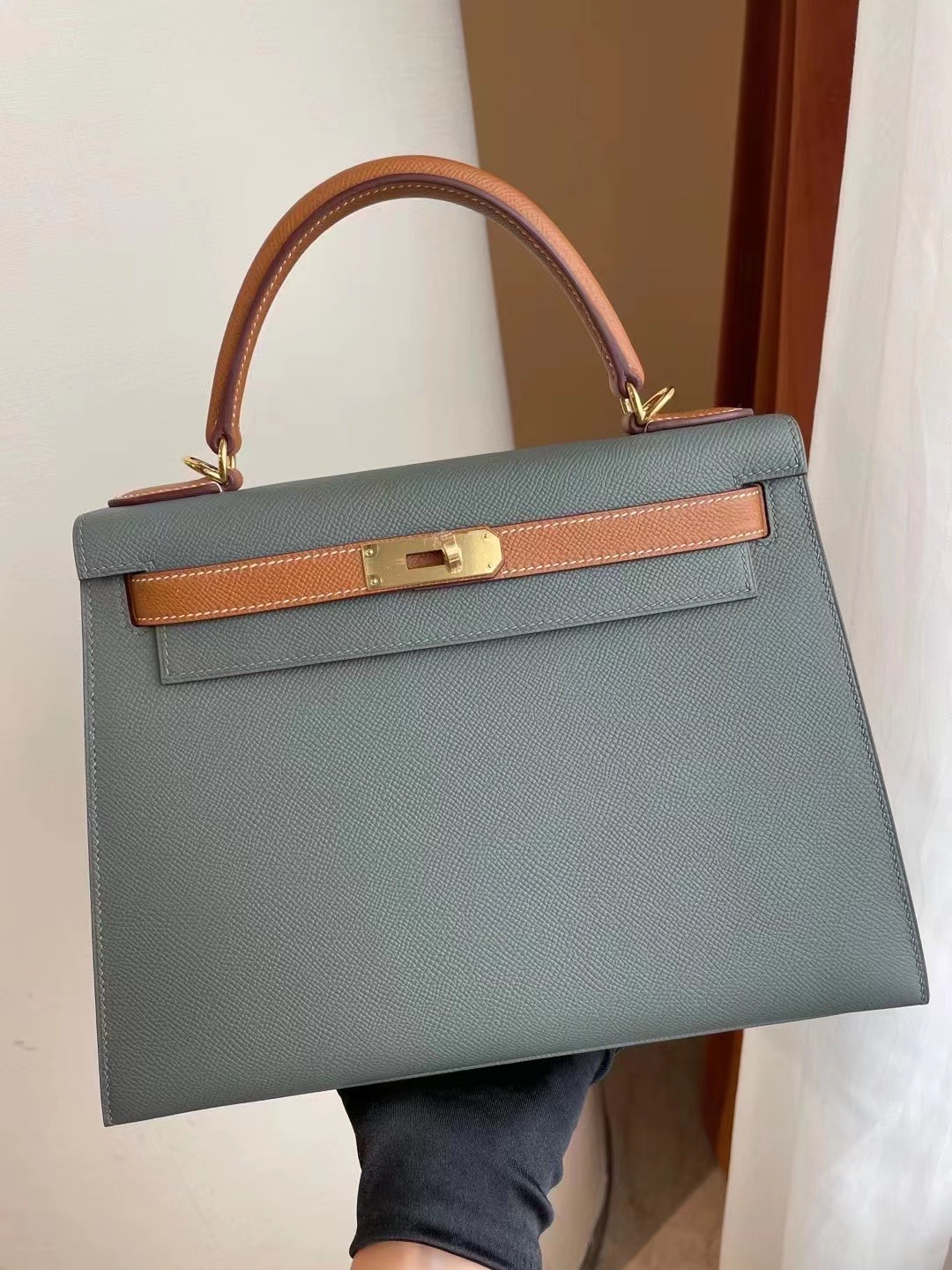 Hermes Kelly 28cm HSS Epsom 63 Vert amade 杏綠色 37 Gold 金棕色