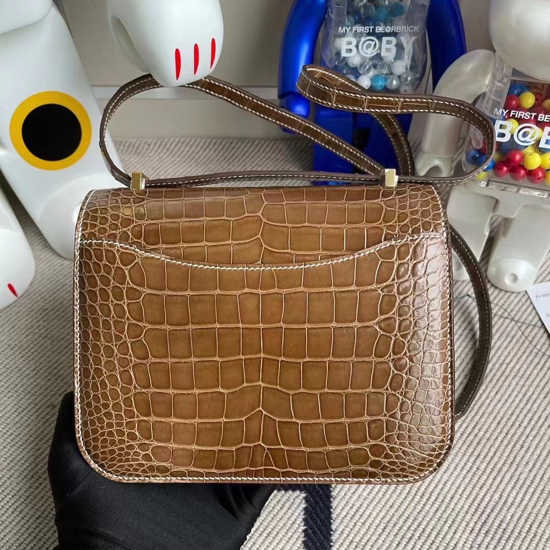 Hermes Constance mini 美洲鱷魚 shiny alligator crocodile 17 Ficelle 煙草色