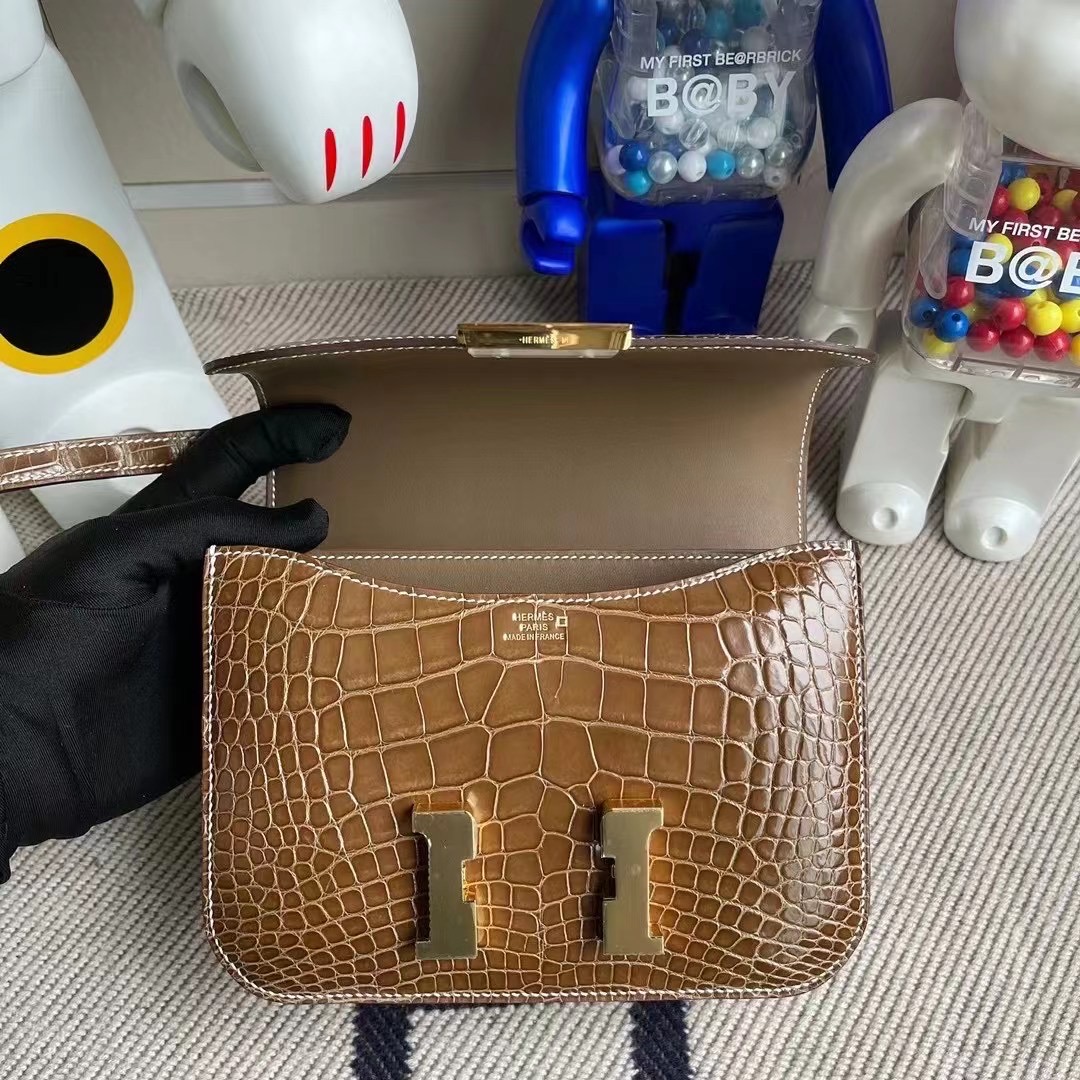 Hermes Constance mini 美洲鱷魚 shiny alligator crocodile 17 Ficelle 煙草色