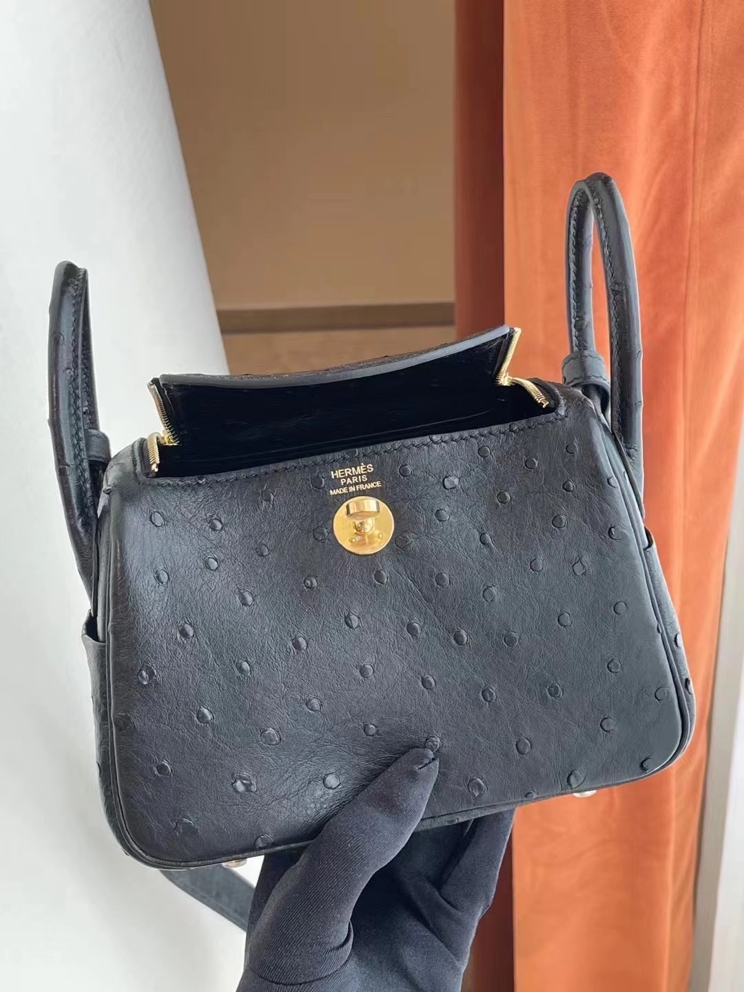 Taiwan Hermes Mini lindy Ostrich 南非KK鴕鳥皮 89 Noir 黑色 銀扣 客定出