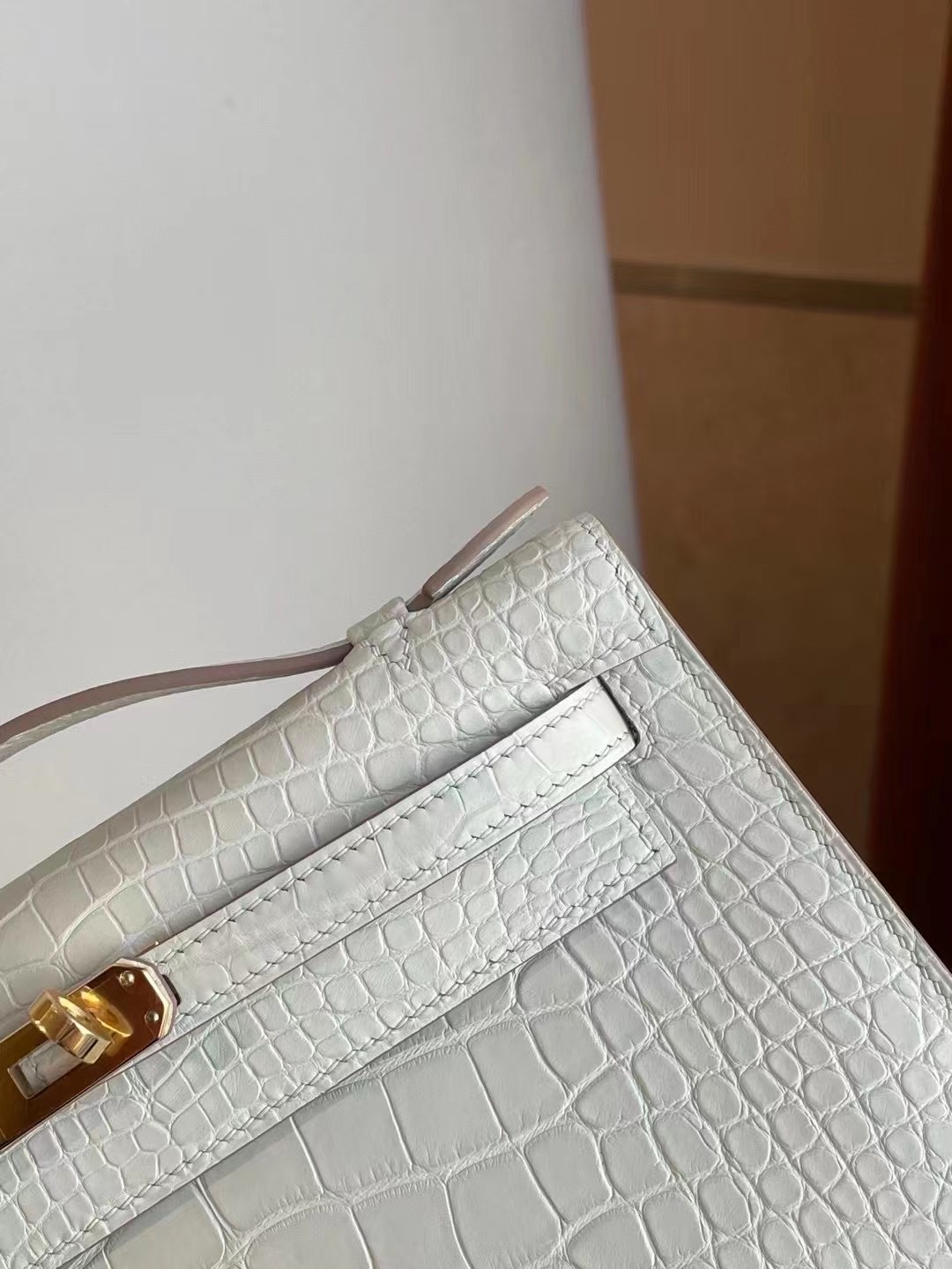 Hong Kong Hermes Mini Kelly Pochette i2 nata 奶油白 霧面方塊 美洲鱷魚