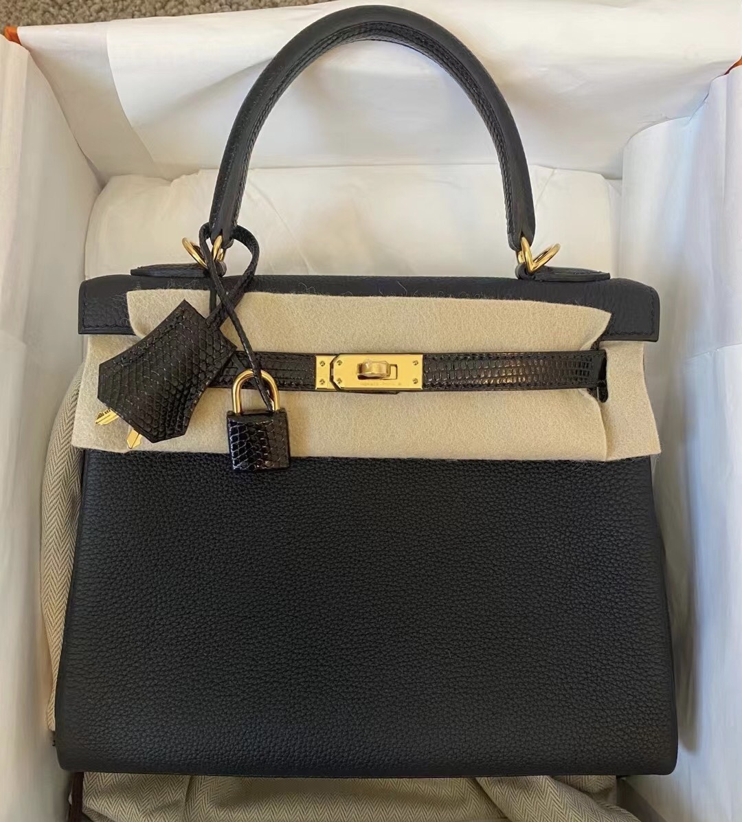 Hong Kong Hermes Kelly 25cm Touch Togo/蜥蜴皮 CC89 Noir 黑色 金扣