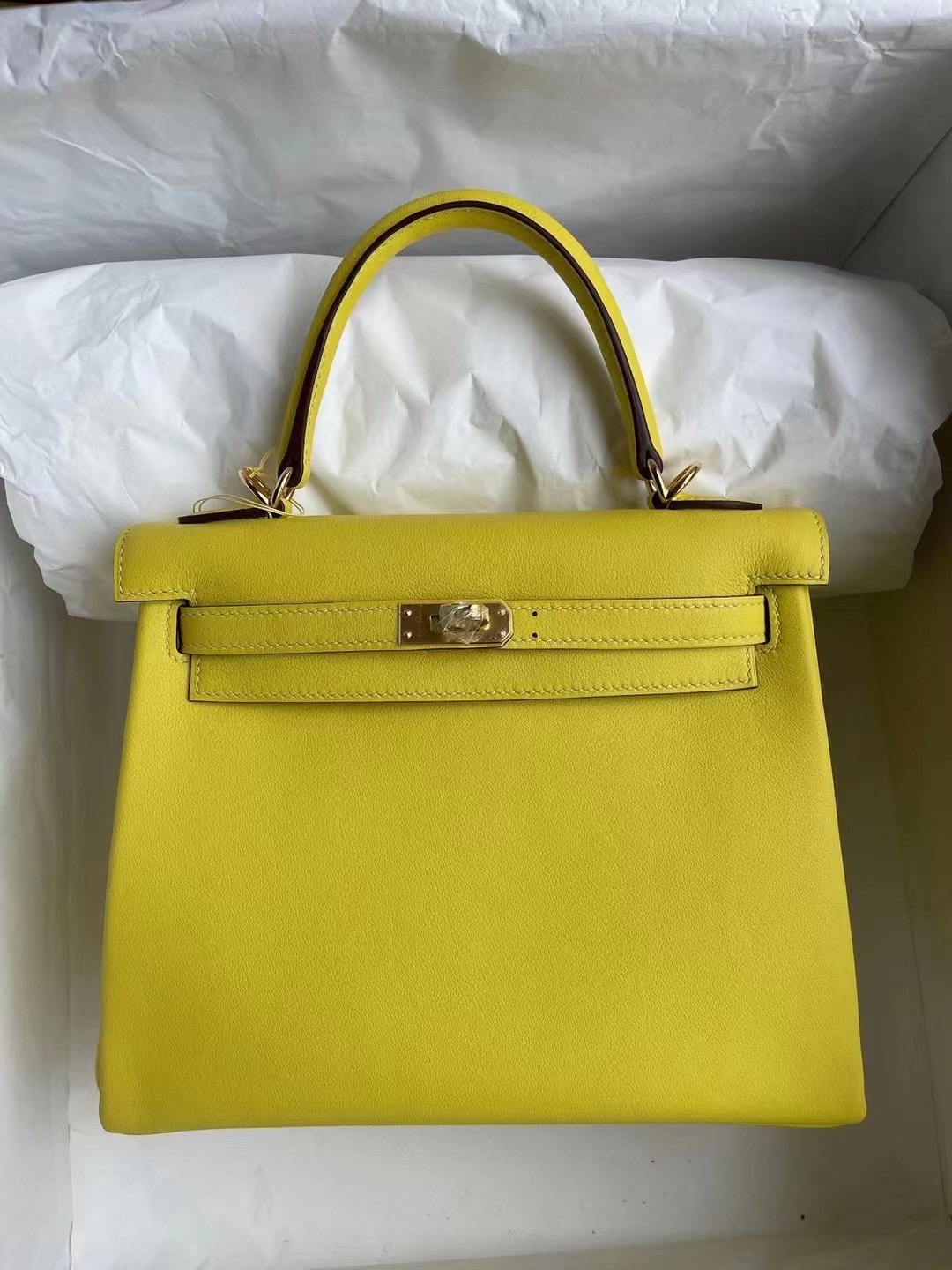 愛馬仕kelly包多少錢 Hermes Kelly 25cm Swift 9R Lime 檸檬黃 金扣