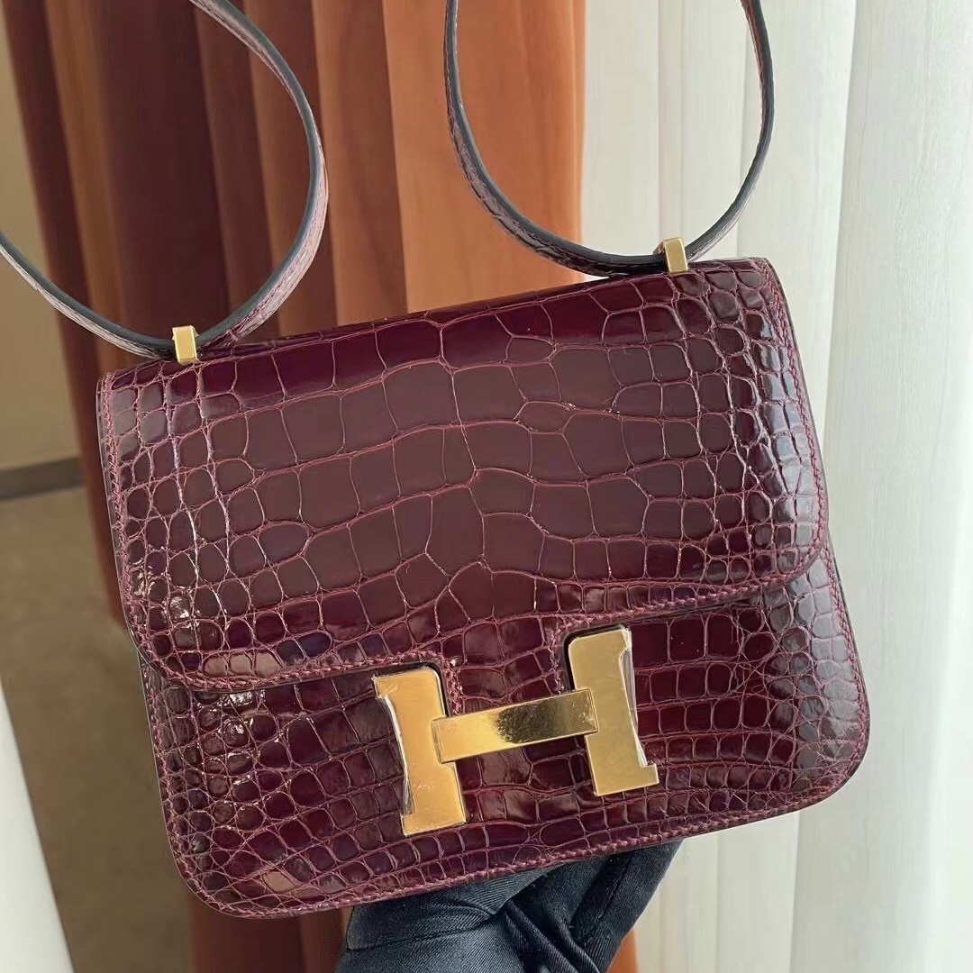 Seattle USA Hermes Constance Mini 19 CC57 波爾多酒紅 Bordeaux Crocodile