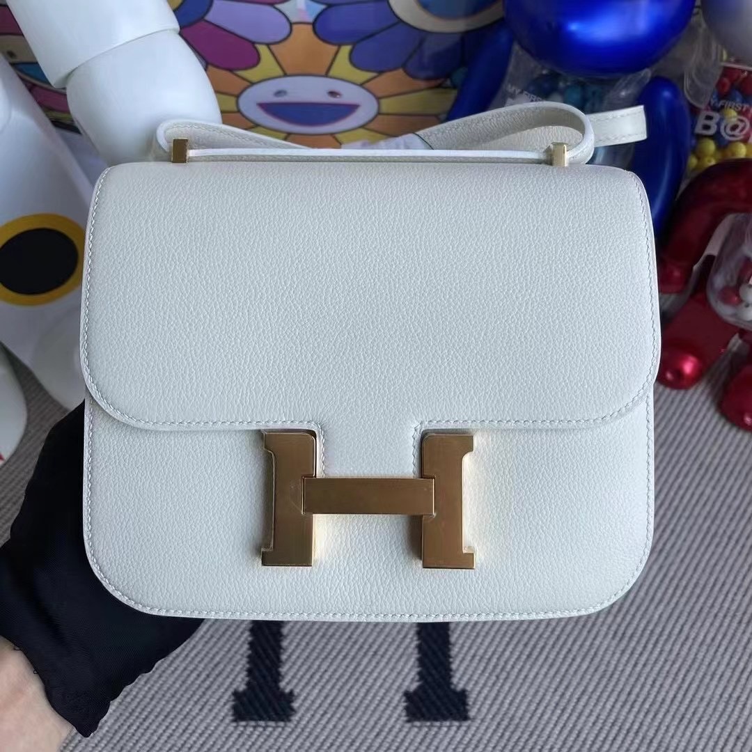 Canada Hermes Constance 19cm Everycolor 皮 01 Blanc 純白色 金扣