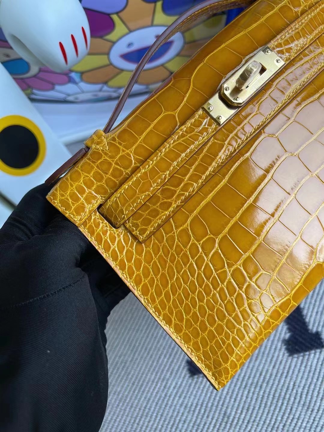 Kuwait Hermes MiniKelly Pochette 亮面美洲鱷 9D Jaune Amber 琥珀黃 金扣