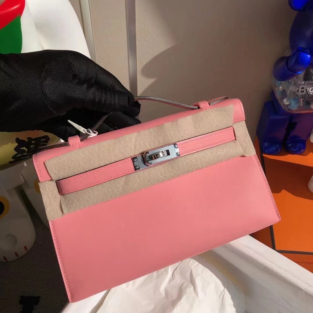 United Arab Emirates Hermes MiniKelly Pochette Swift K4 Rose Dete 夏日粉 銀扣