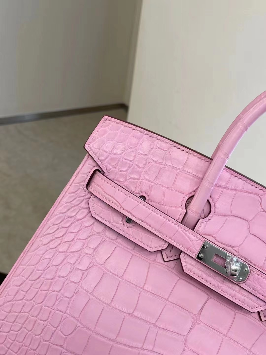 United Arab Emirates Abu Dhabi Hermes Birkin 25 Crocodile 5P Pink 櫻花粉