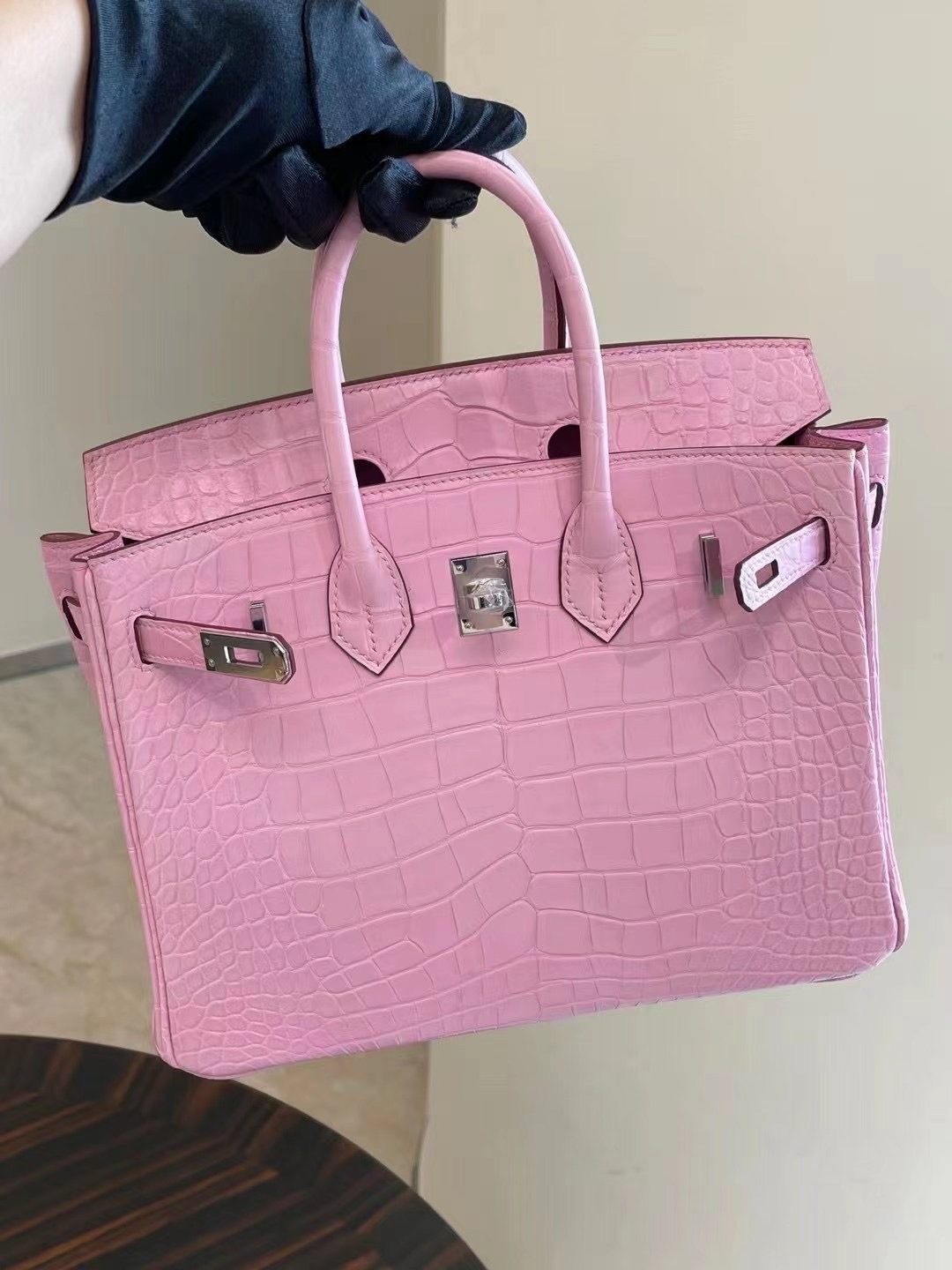 United Arab Emirates Abu Dhabi Hermes Birkin 25 Crocodile 5P Pink 櫻花粉