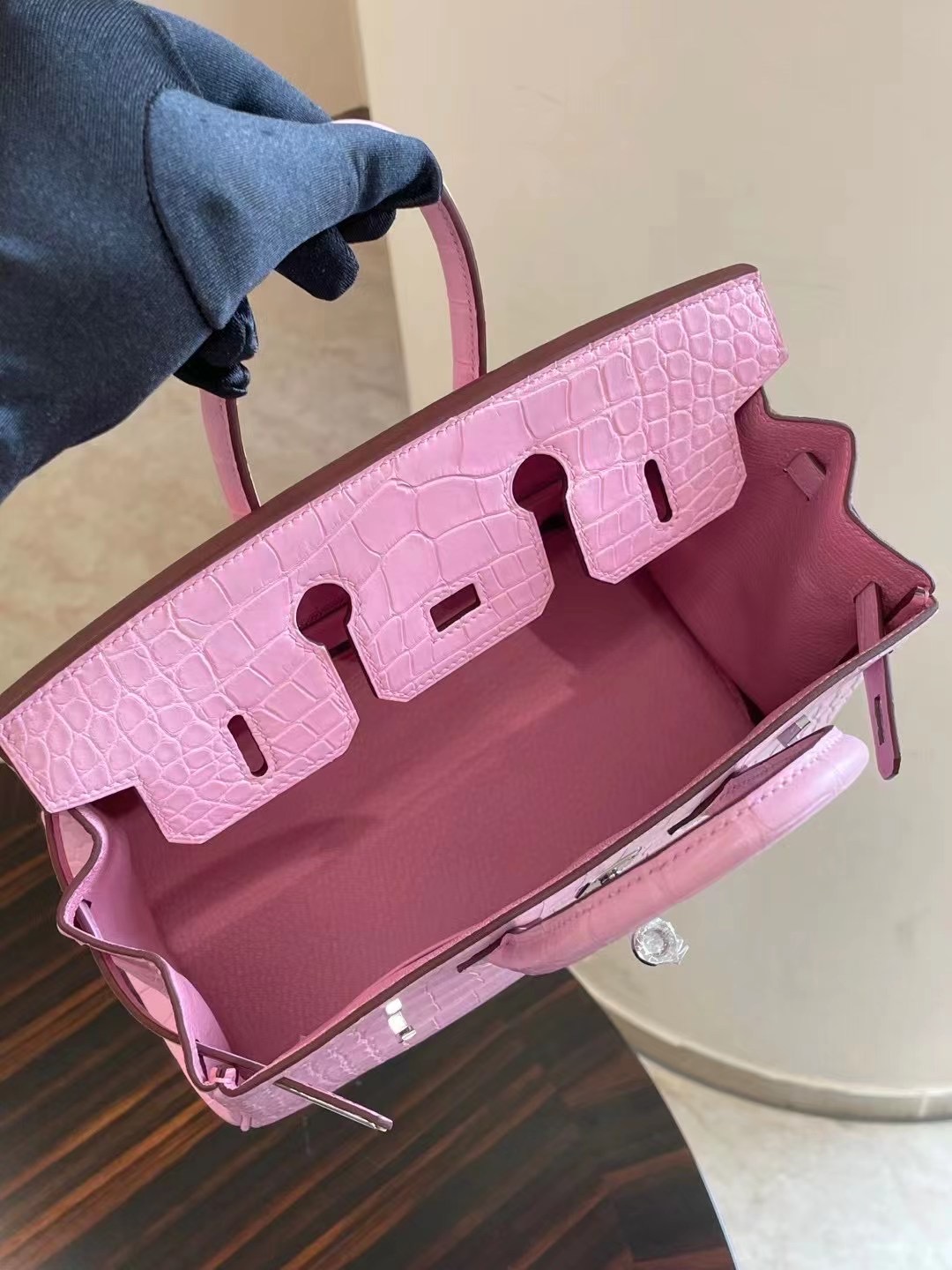 United Arab Emirates Abu Dhabi Hermes Birkin 25 Crocodile 5P Pink 櫻花粉