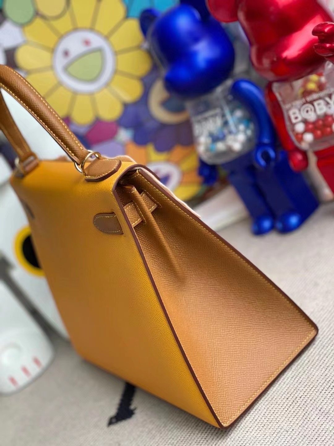 United Arab Emirates Hermes Kelly 28 Hss Epsom 9V Jaune Dor 37 gold GHW