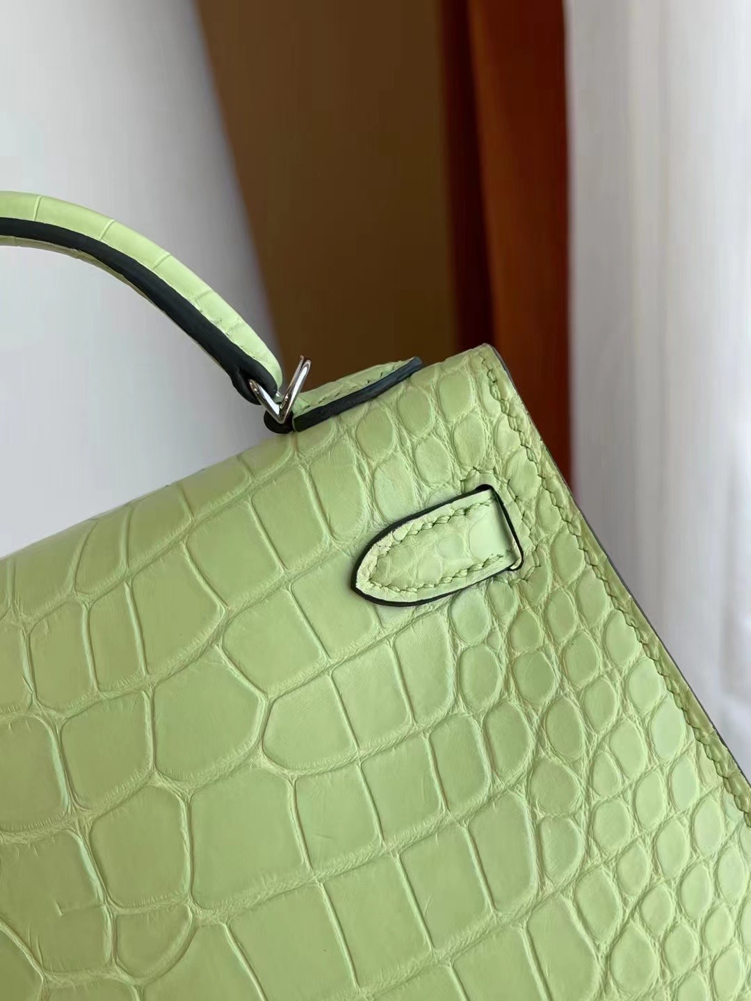 Hermes Kelly Mini II 2代 R9 Jaune Bourgeon 嫩芽黃 霧面方塊 美洲鱷魚銀扣