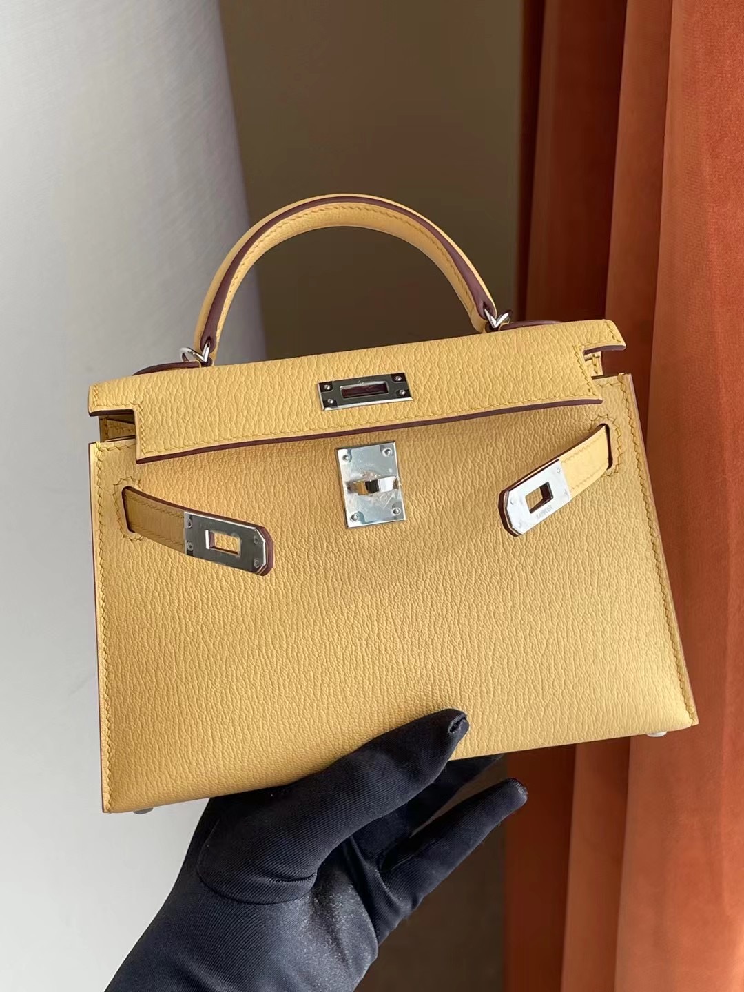 愛馬仕迷你凱莉包二代 Z刻 Hermes Kelly Mini II 2代 1S Foin 麥垛黃 Chevre 山羊皮 銀扣