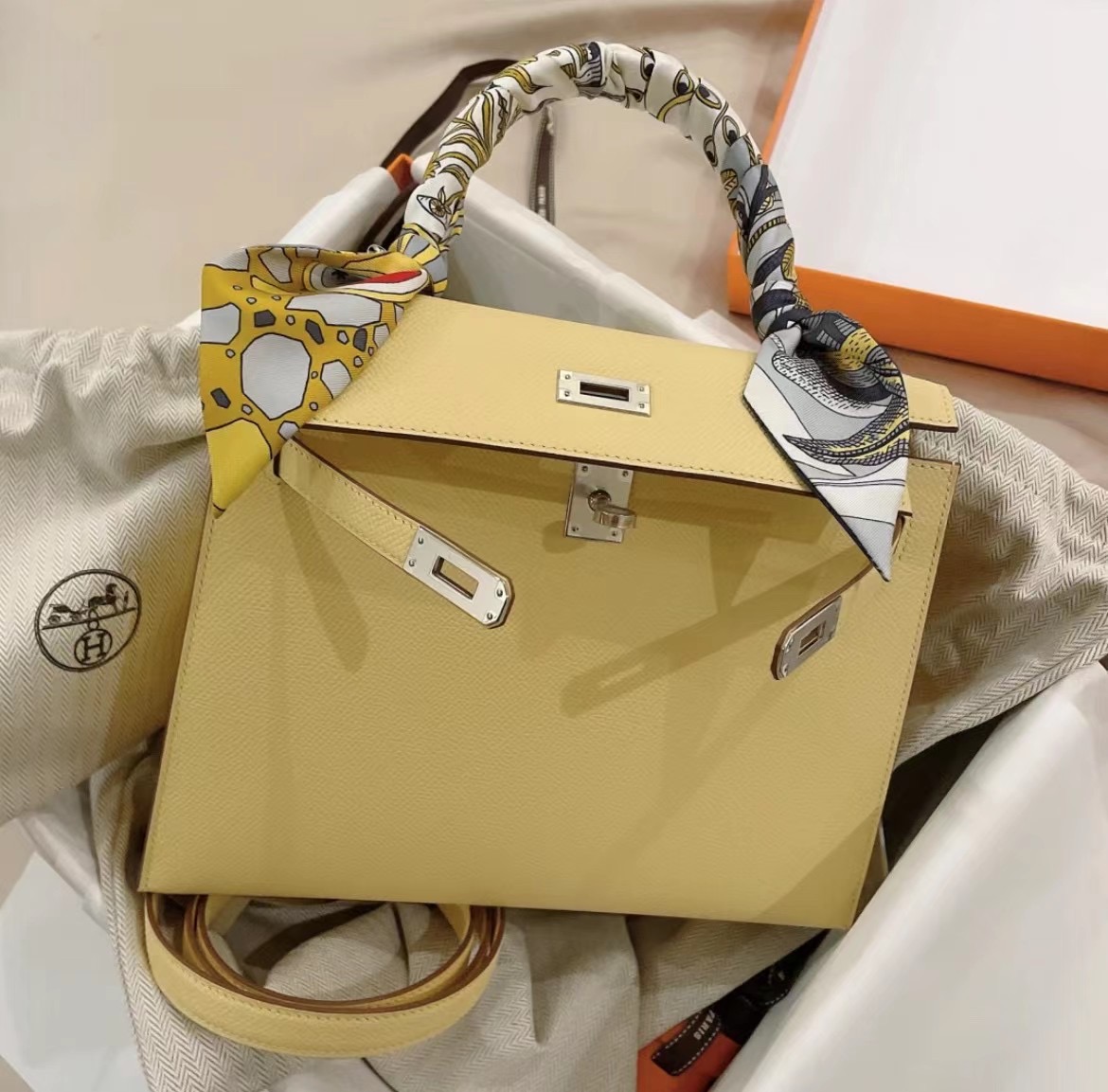 Hermes Kelly 25cm Epsom 1Z Jaune Poussin 小雞黃 銀扣