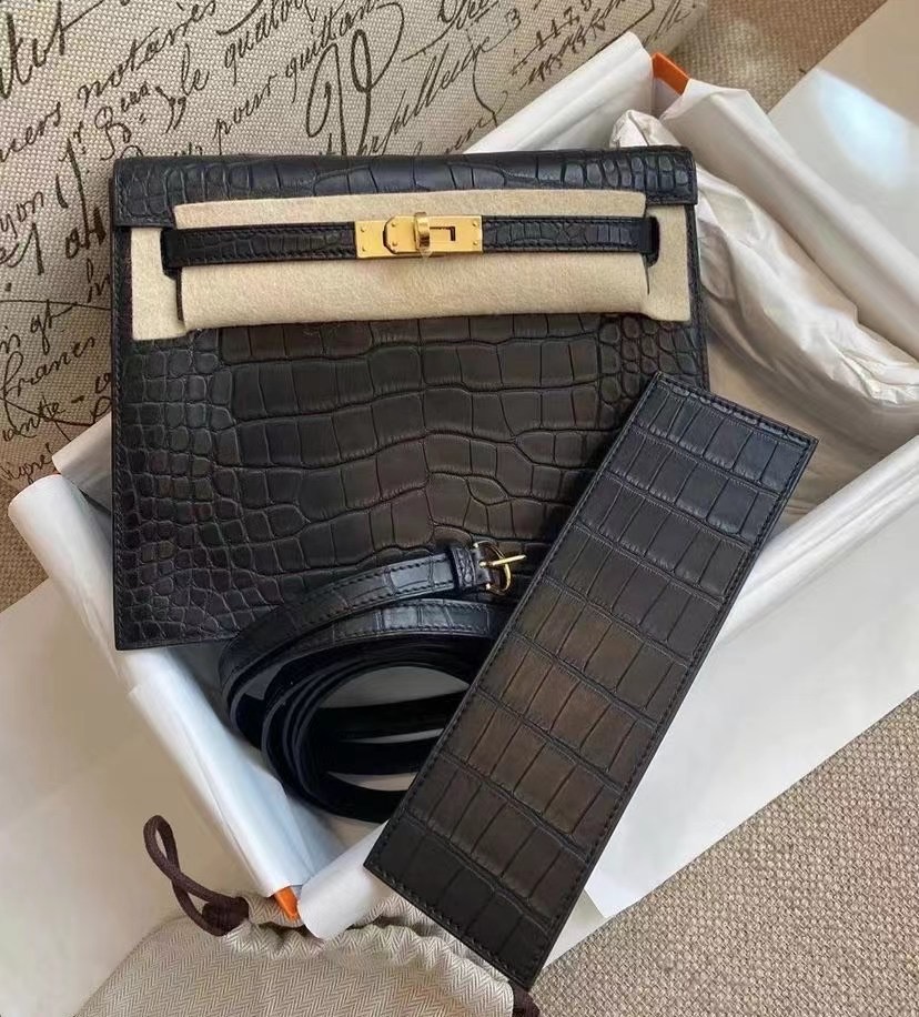 愛馬仕 Hermes Kelly Danse 22cm 霧面方塊 美洲鱷魚 CC89 Noir 黑色 金扣