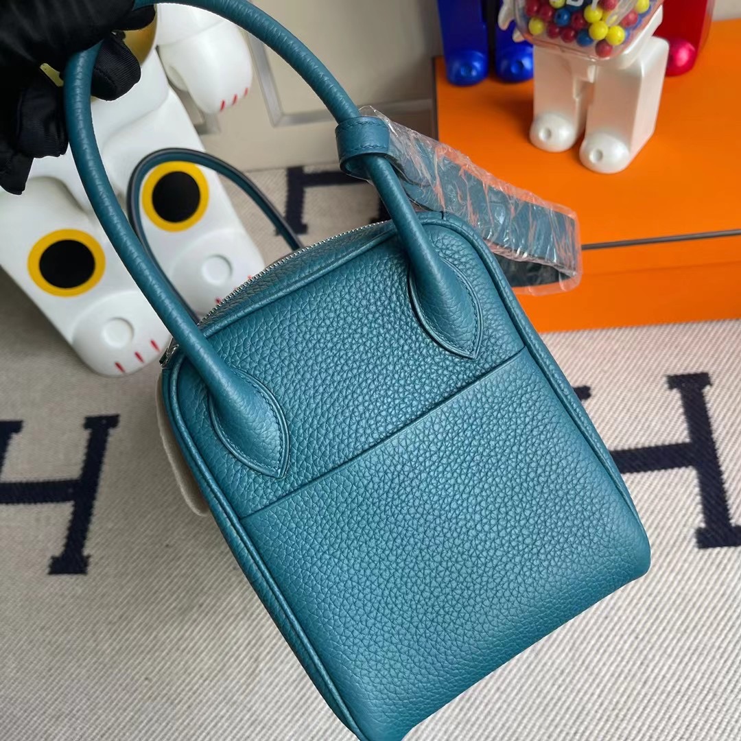 Hermes Lindy 26cm Taurillon Clemence W0 Vert Bosphore 博斯普魯斯綠