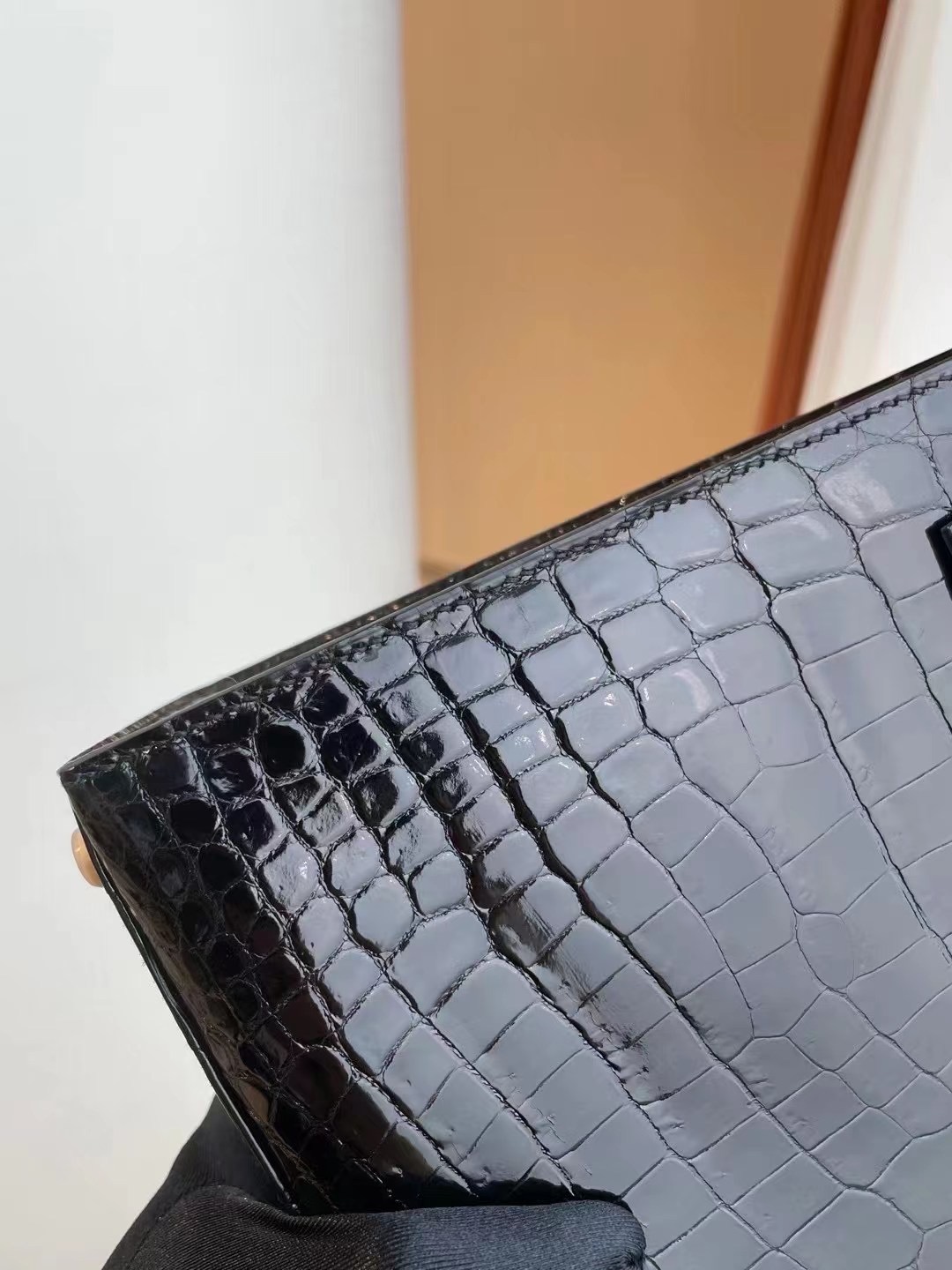 愛馬仕凱莉包多少錢 Hermes Kelly 25 89 Noir 黑色鱷魚 全手工蜜蠟線縫製