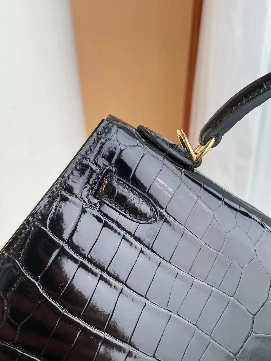 愛馬仕凱莉包多少錢 Hermes Kelly 25 89 Noir 黑色鱷魚 全手工蜜蠟線縫製